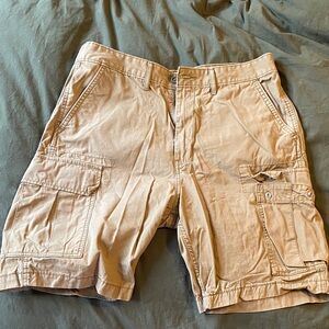 LEVIS | Men’s Tan Cargo Shorts